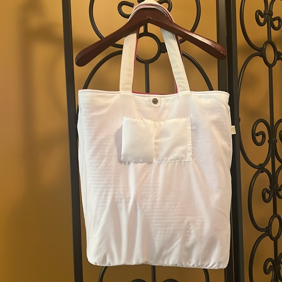 LOVESTITCH Cave Creek Tote - Picture 9 of 14